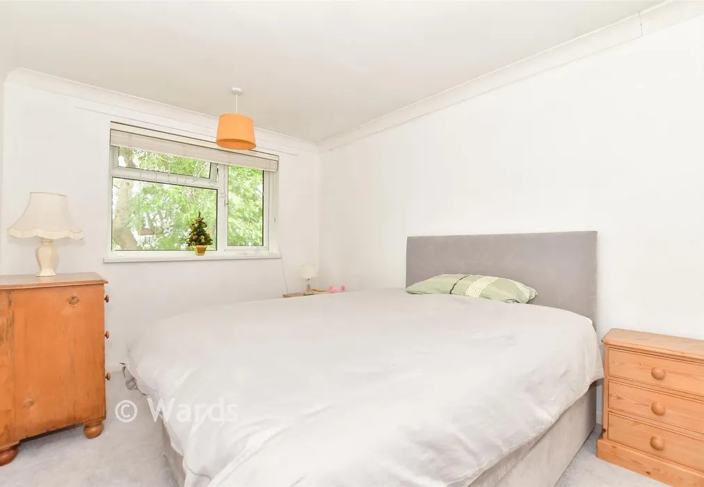 Bedroom - Chenies Close, Tunbridge Wells, Kent - Wards of Kent