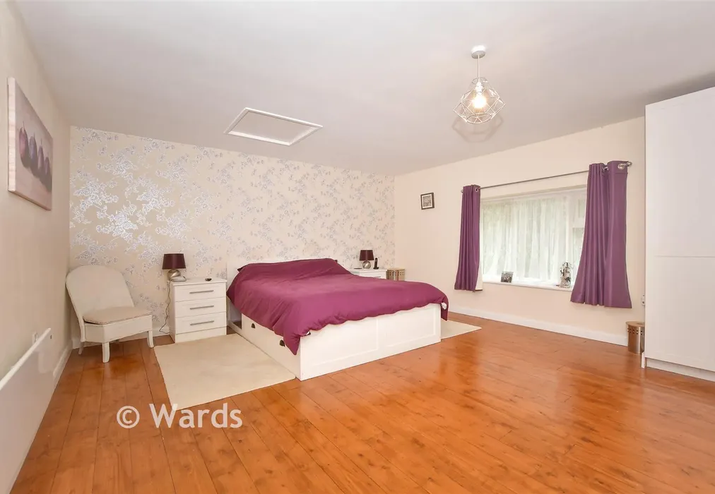 Bedroom 1 - Bethersden Road, Woodchurch, Ashford, Kent - Wards of Kent