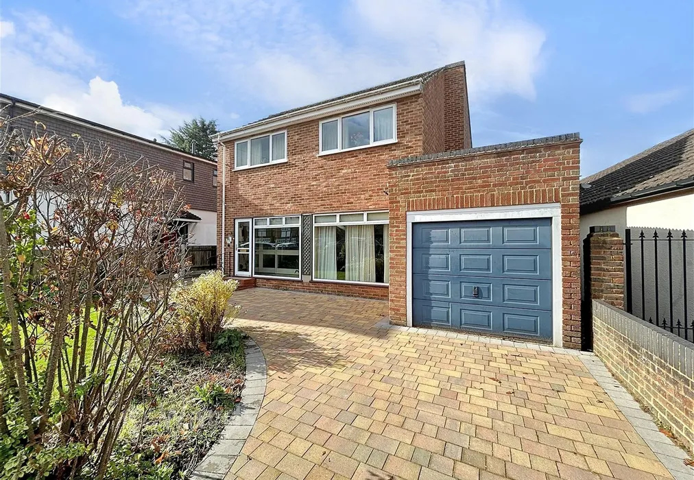 Driveway - Bredhurst Road, Wigmore, Gillingham, Kent - Wards of Kent