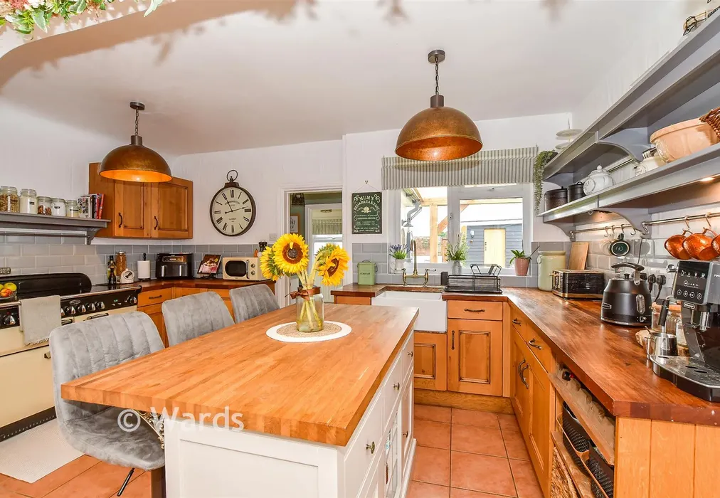 Kitchen/Breakfast Room - Brook Lane Cottages, Sellindge, Ashford, Kent - Wards of Kent