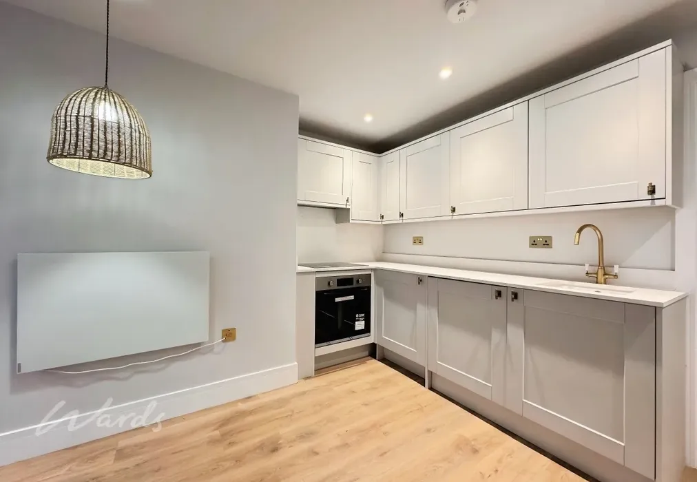 Carlton 1 kitchen... - Carlton Avenue Ramsgate CT11 - Wards of Kent
