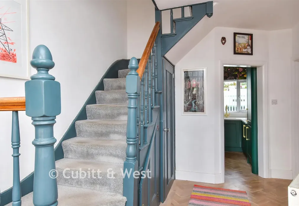 Entrance Hall - Stanmer Park Road, Brighton, East Sussex - Wards of Kent