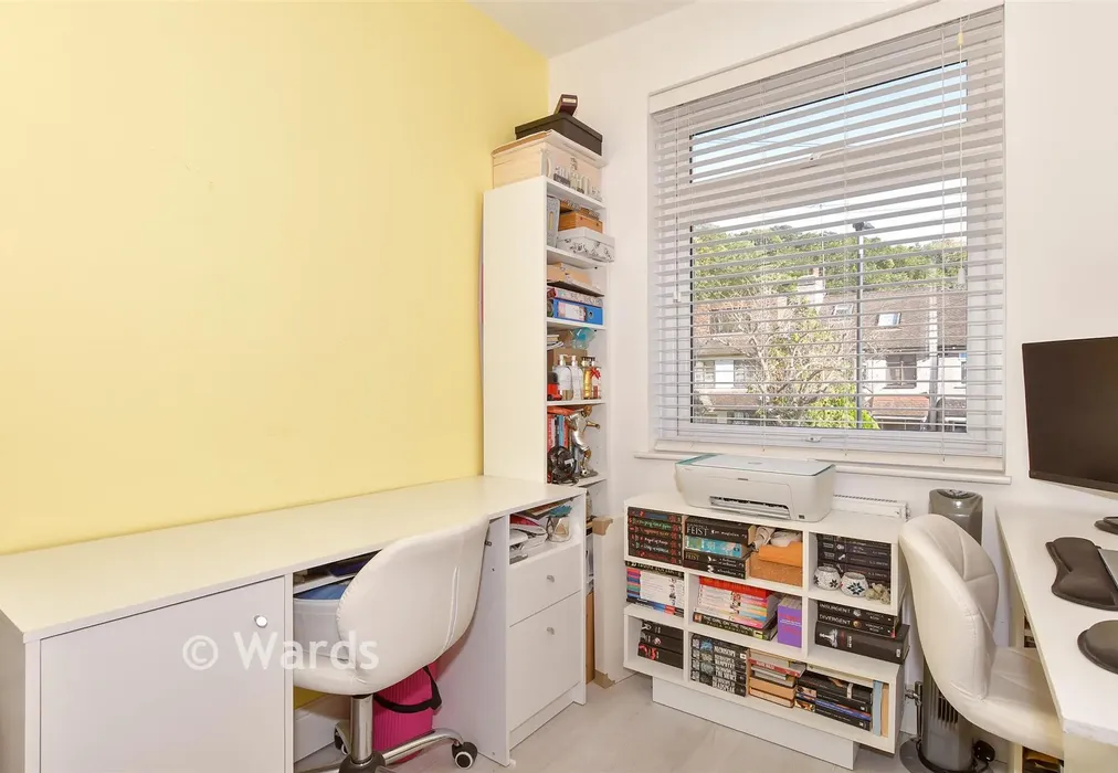 Bedroom 4 - Streamdale, Abbey Wood - Wards of Kent