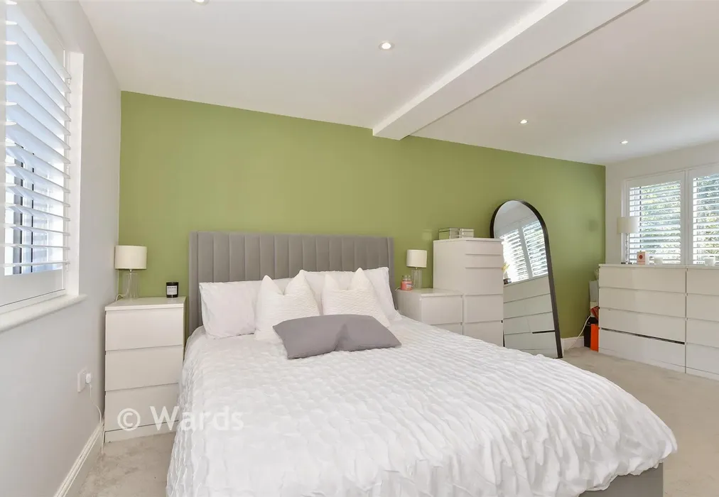 Bedroom 1 - Streamdale, Abbey Wood - Wards of Kent