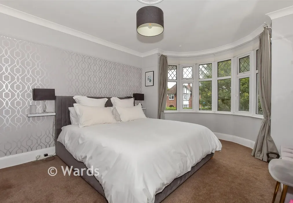 Bedroom 1 - Cranborne Avenue, Maidstone, Kent - Wards of Kent