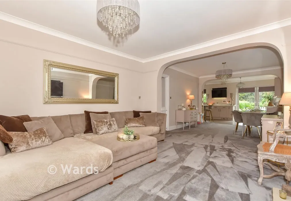 Lounge - Cranborne Avenue, Maidstone, Kent - Wards of Kent