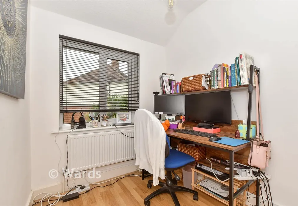 Bedroom 3 - Essella Road, Ashford, Kent - Wards of Kent