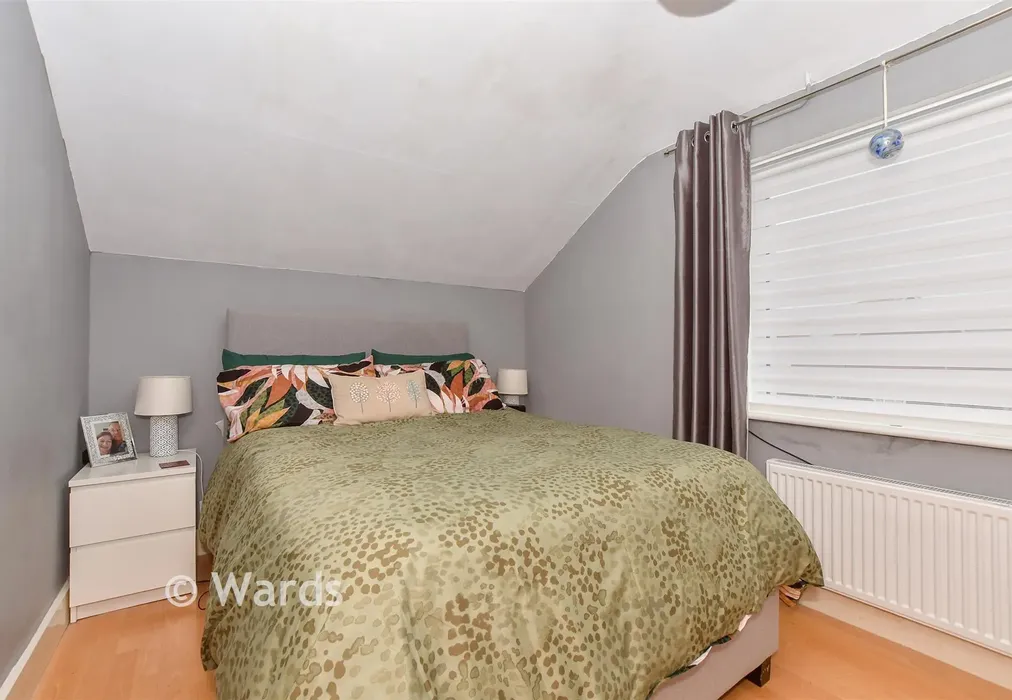 Bedroom 2 - Essella Road, Ashford, Kent - Wards of Kent