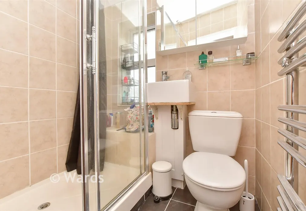 Shower Room - Essella Road, Ashford, Kent - Wards of Kent