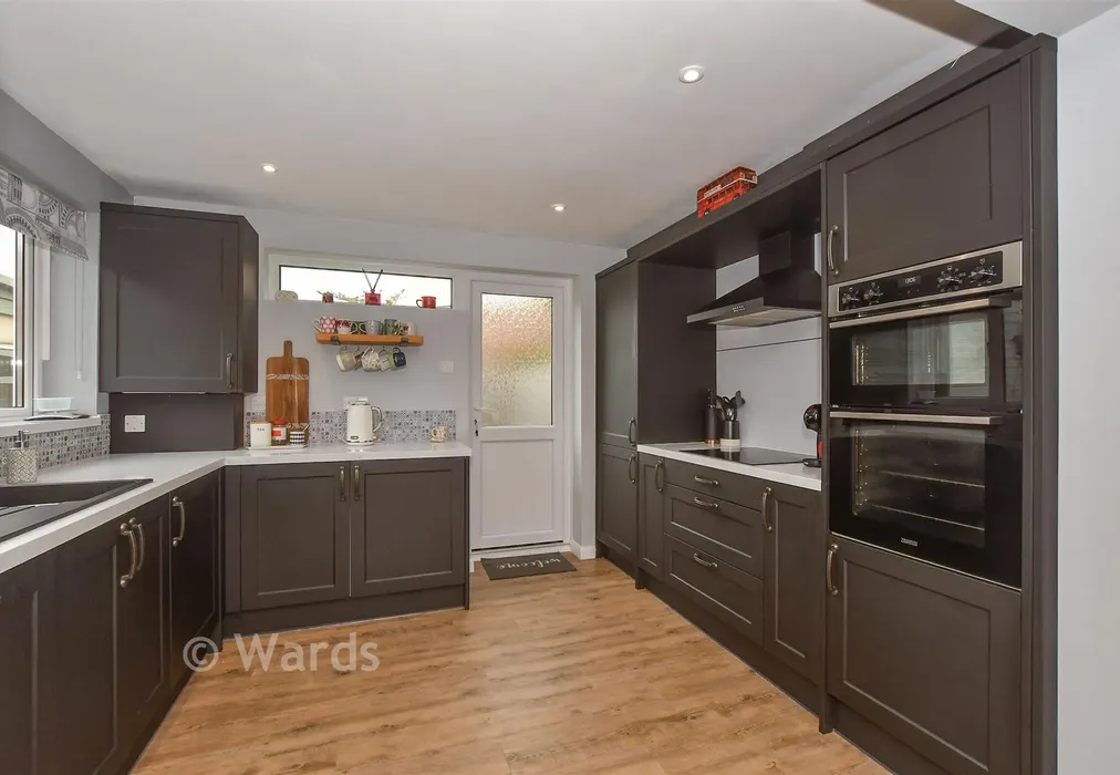 Kitchen Area - Essella Road, Ashford, Kent - Wards of Kent