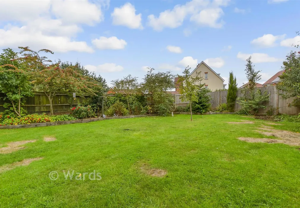 Rear Garden - Essella Road, Ashford, Kent - Wards of Kent