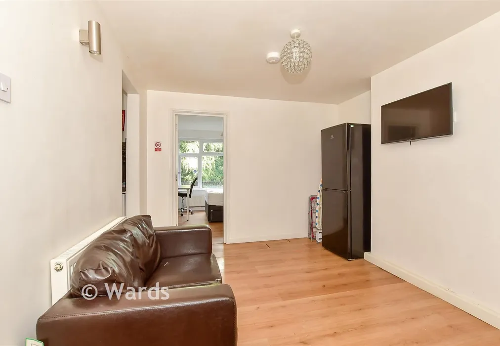 Lounge - Crossways, Canterbury, Kent - Wards of Kent