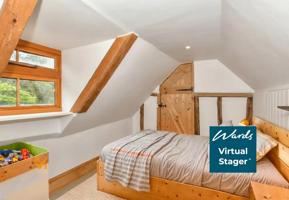 Loft Room 2 (Farmhouse style) - The Quarries, Boughton Monchelsea, Maidstone, Kent - Wards of Kent