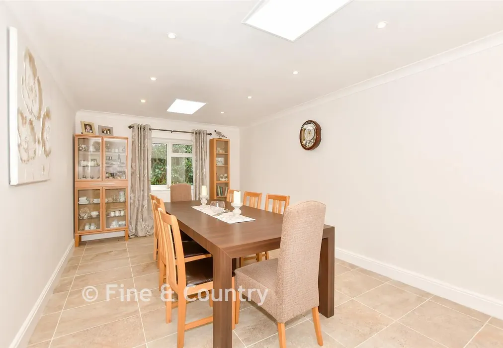 Dining Room - New Road, Eythorne, Dover, Kent - Wards of Kent