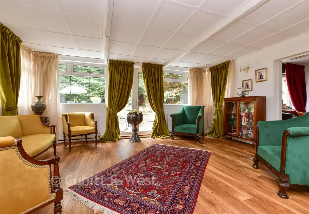 Lounge - Firs Road, Kenley, Surrey - Wards of Kent