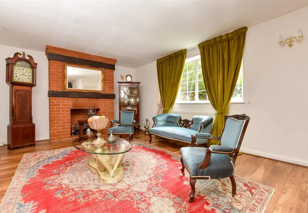 Living Area - Firs Road, Kenley, Surrey - Wards of Kent