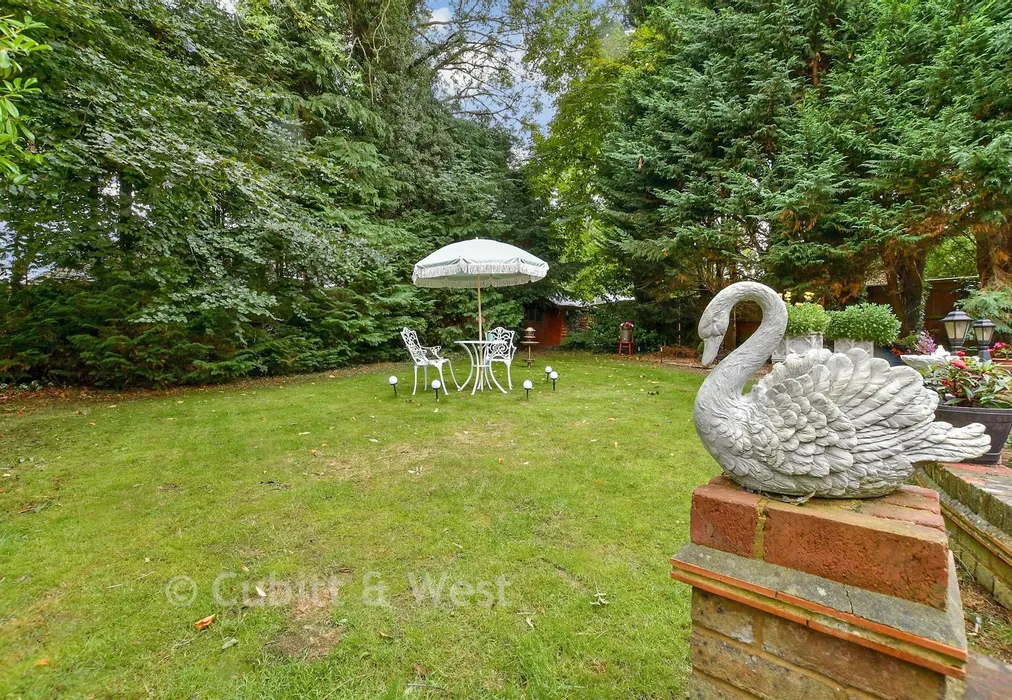 Rear Garden - Firs Road, Kenley, Surrey - Wards of Kent
