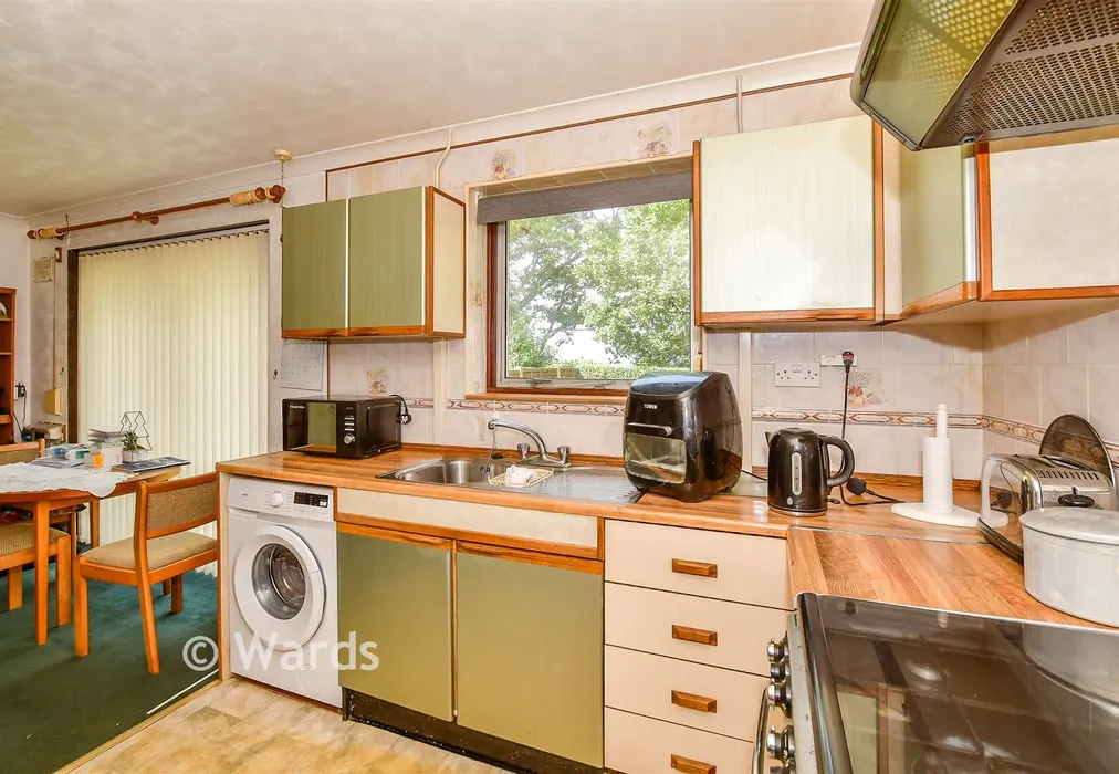 Kitchen/Diner - Sherwood Road, Tunbridge Wells, Kent - Wards of Kent