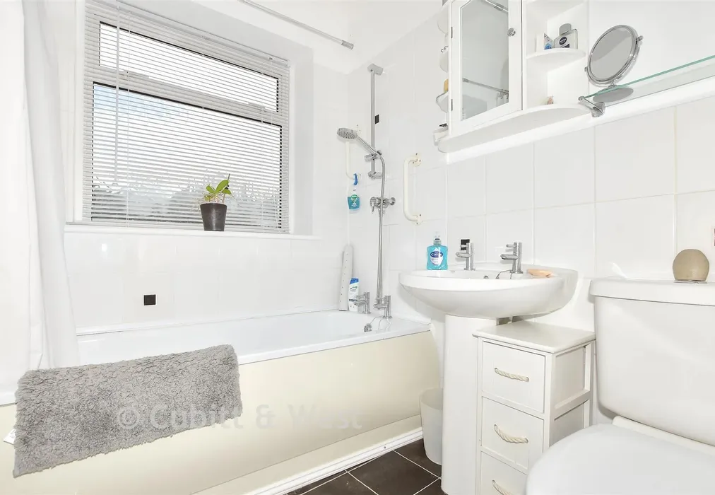 Bathroom - Barn House Lane, Pulborough, West Sussex - Wards of Kent