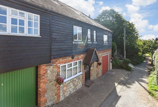 Barn House Lane, Pulborough, West Sussex - Wards of Kent