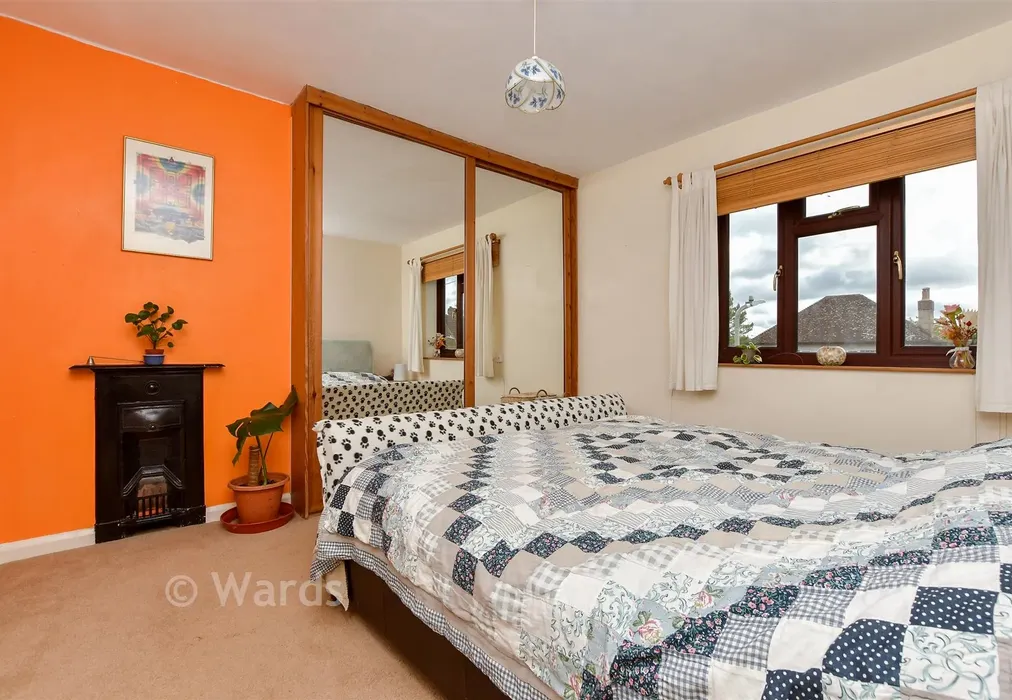 Bedroom 1 - Mandeville Road, Canterbury, Kent - Wards of Kent