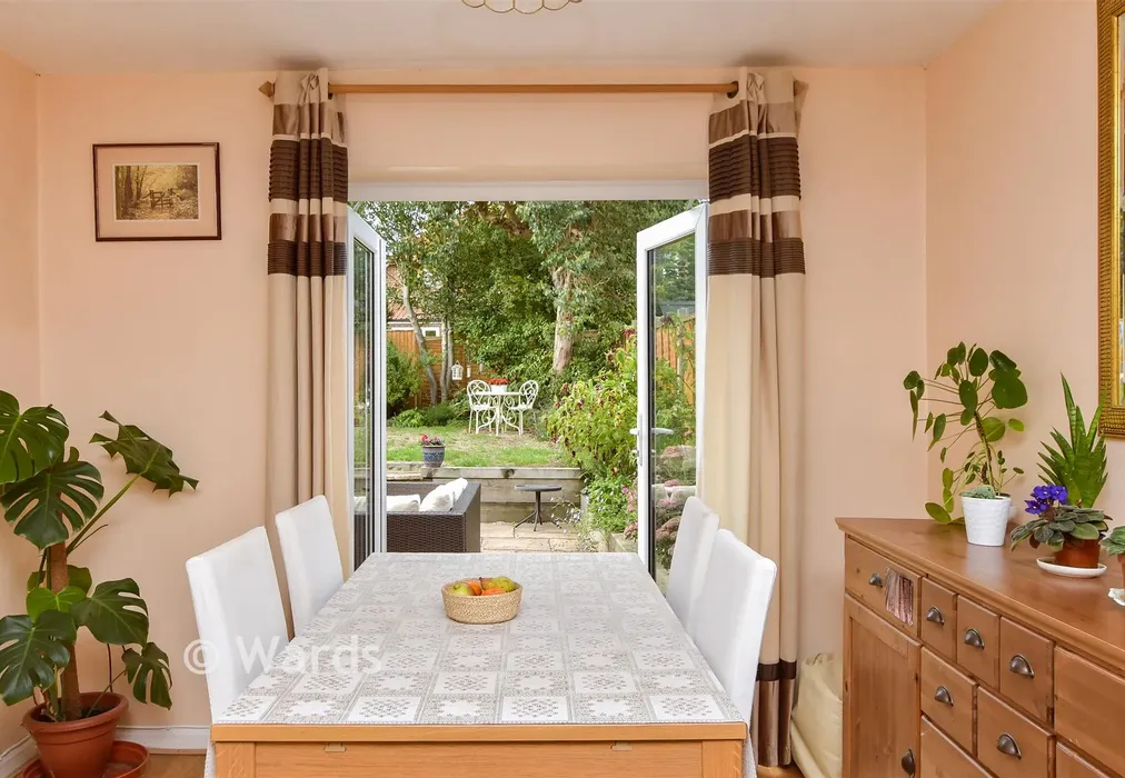 Dining Area - Mandeville Road, Canterbury, Kent - Wards of Kent