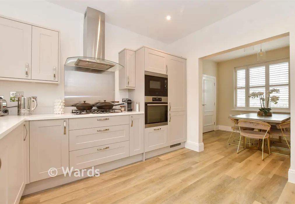 Internal Lifestyle Photograph - Merlin Avenue, Whitfield, Dover, Kent - Wards of Kent