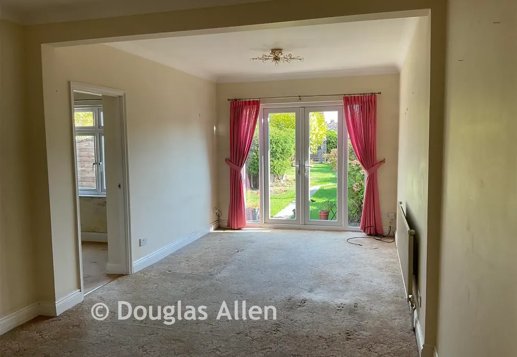 Lounge - Chiltern Gardens, Hornchurch, Essex - Wards of Kent