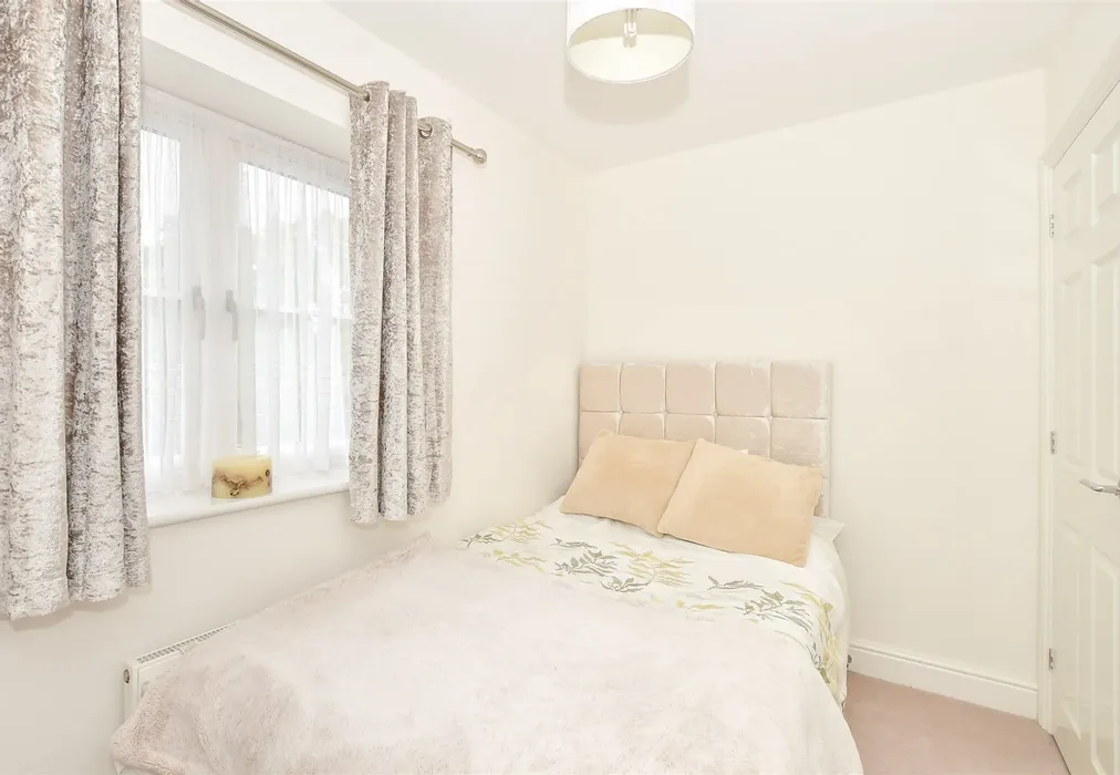 Bedroom 4 - Millennium Way, Heathfield, East Sussex - Wards of Kent