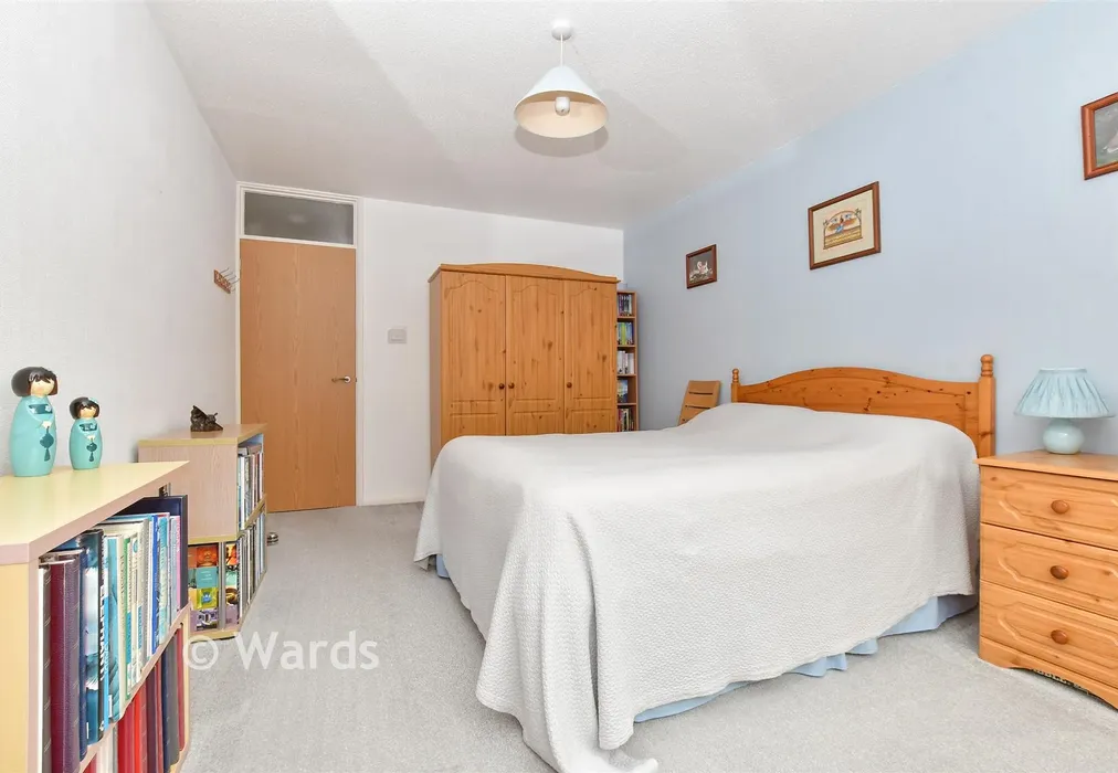 Bedroom 2 - The Glen, Shepherdswell, Dover, Kent - Wards of Kent