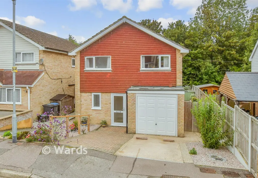 External Front Web.. - The Glen, Shepherdswell, Dover, Kent - Wards of Kent