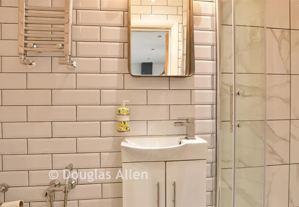 Shower Room - Eccleston Crescent, Romford, Essex - Wards of Kent