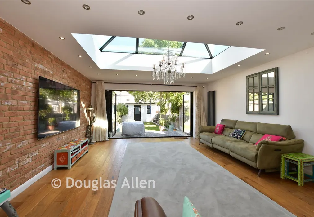 Kitchen/Family Room - Eccleston Crescent, Romford, Essex - Wards of Kent