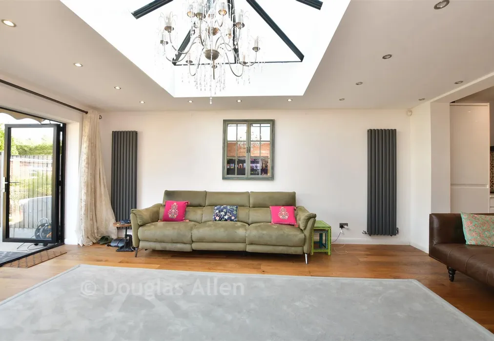 Kitchen/Family Room - Eccleston Crescent, Romford, Essex - Wards of Kent