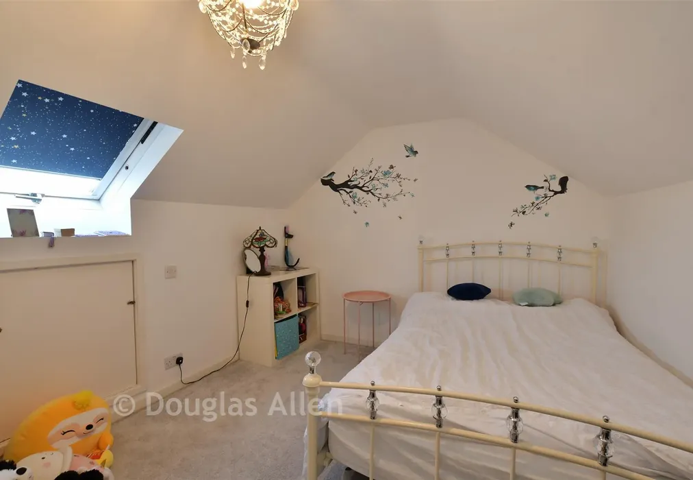 Loft Room - Eccleston Crescent, Romford, Essex - Wards of Kent
