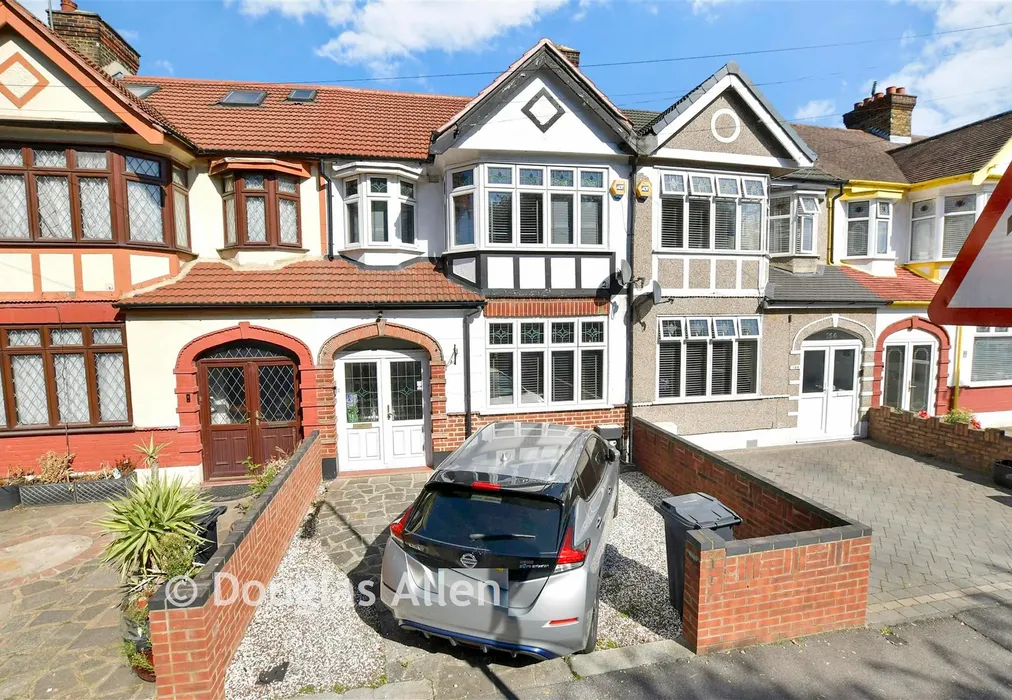 External (Web) A - Eccleston Crescent, Romford, Essex - Wards of Kent