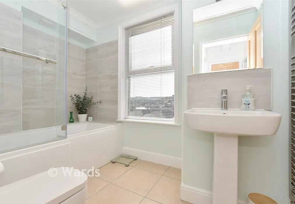 Bathroom - Heathfield Avenue, Dover, Kent - Wards of Kent