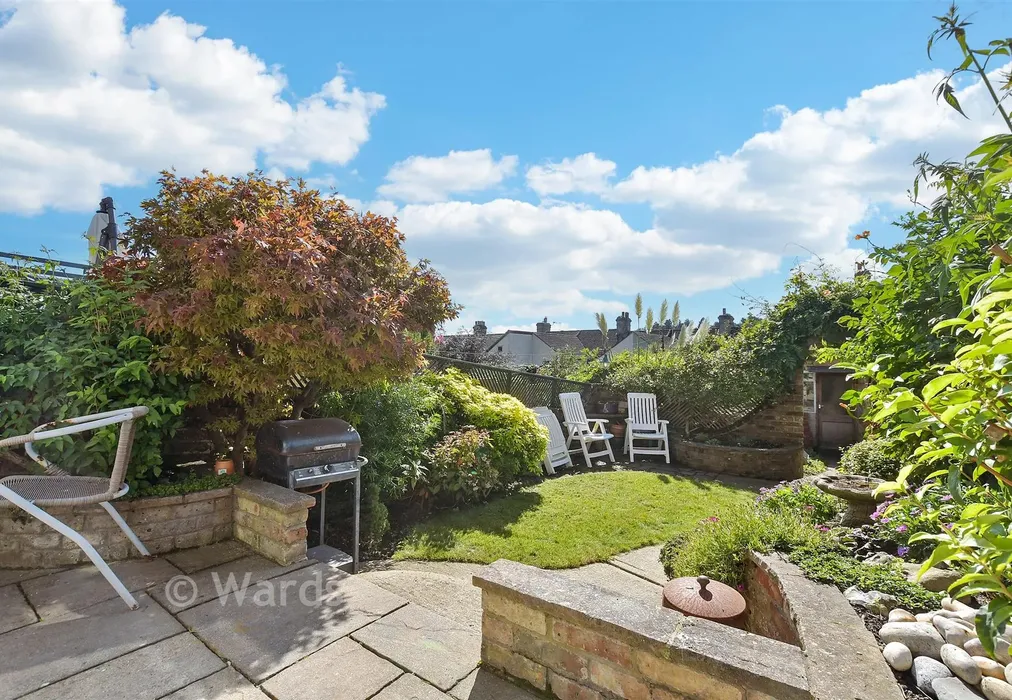 Rear Garden - Heathfield Avenue, Dover, Kent - Wards of Kent