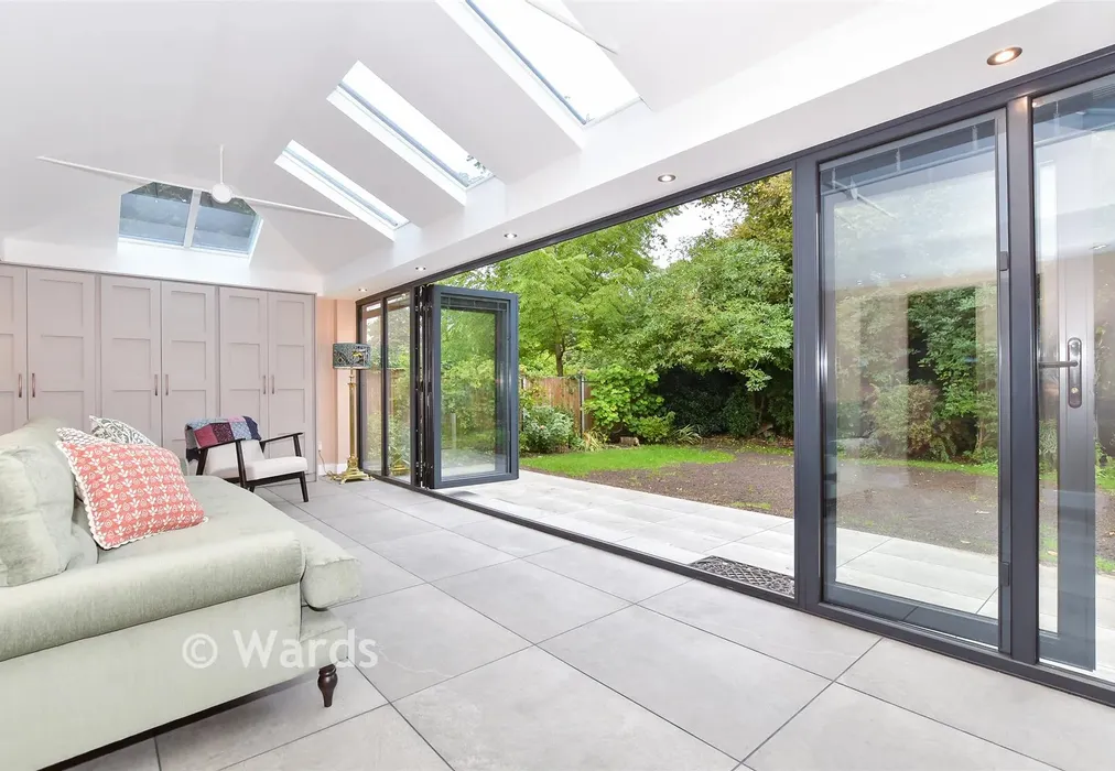 Internal Lifestyle Photograph - Offham Road, West Malling, Kent - Wards of Kent