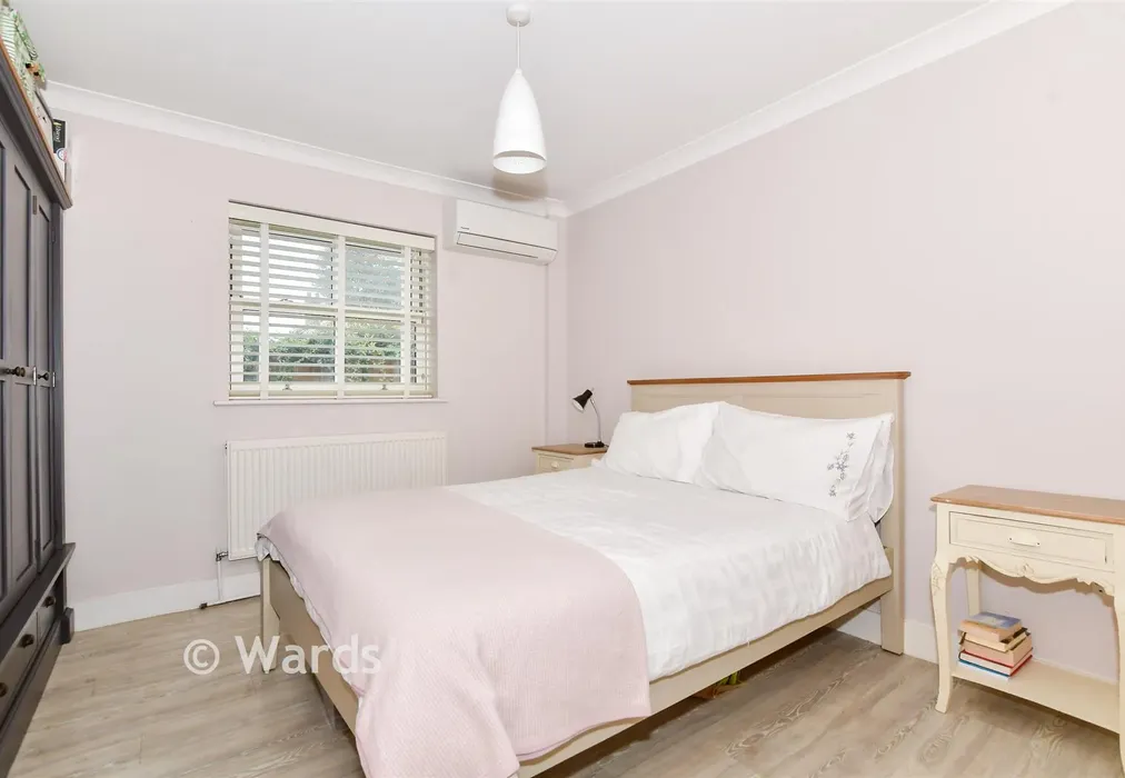 Bedroom 2 - Offham Road, West Malling, Kent - Wards of Kent