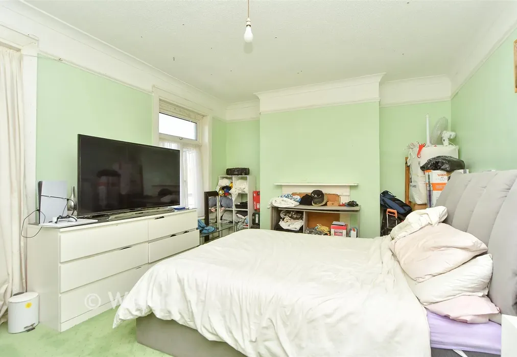 Bedroom 2 - Alma Road, Sheerness, Kent - Wards of Kent