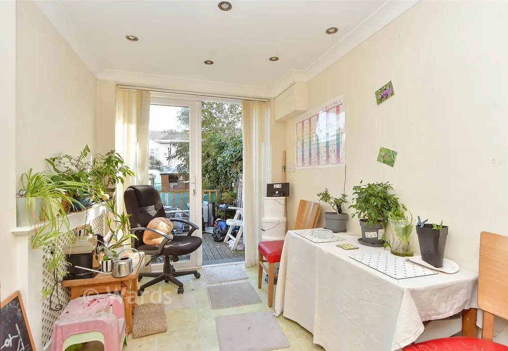 Breakfast Area - Alma Road, Sheerness, Kent - Wards of Kent