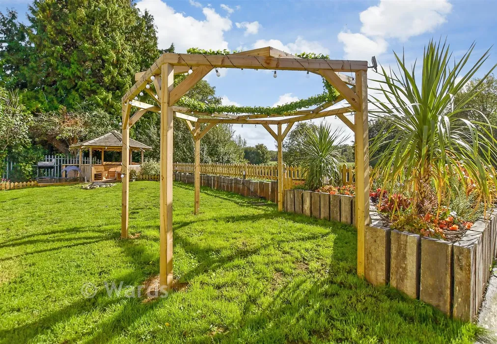 Communal Gardens - Forstal Road, Aylesford, Kent - Wards of Kent