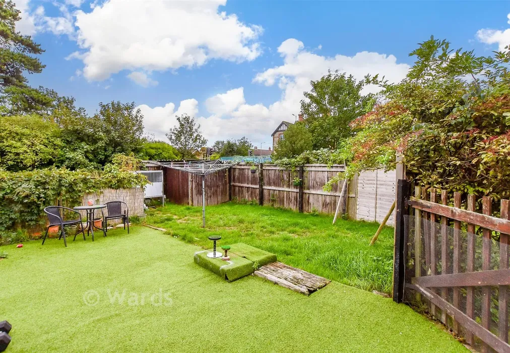 Rear Garden - London Road, Ditton, Aylesford, Kent - Wards of Kent