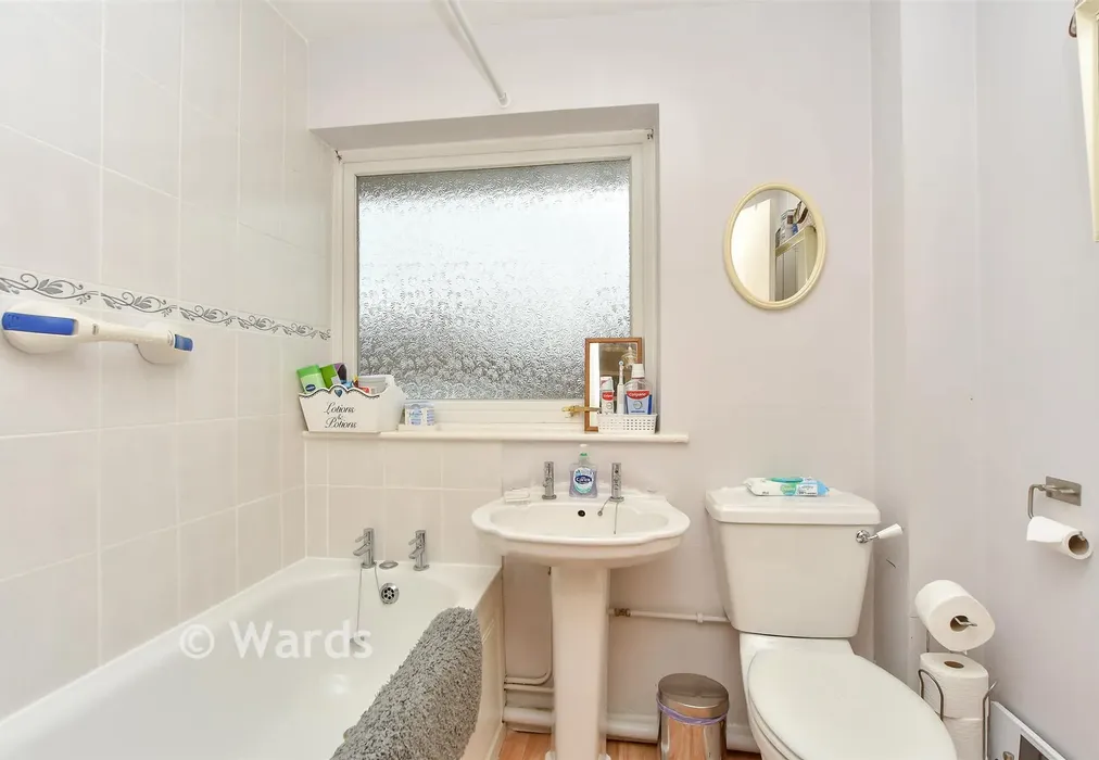 Bathroom - Hodgson Crescent, Snodland, Kent - Wards of Kent