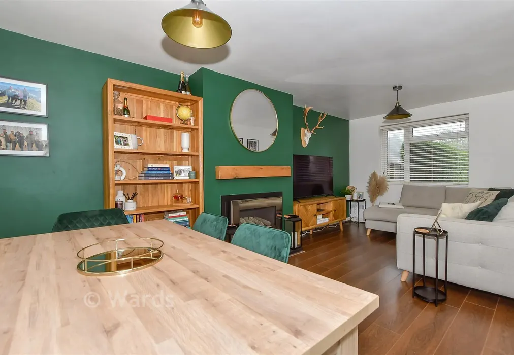 Lounge/Diner - Amsbury Road, Coxheath, Maidstone, Kent - Wards of Kent