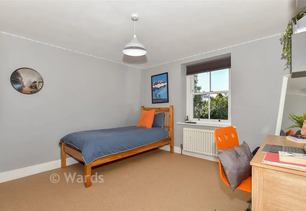 Bedroom 3 - The Green, Boughton Monchelsea, Maidstone, Kent - Wards of Kent