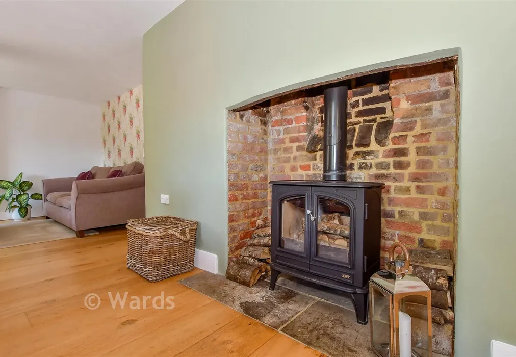 Internal Lifestyle Photograph - The Green, Boughton Monchelsea, Maidstone, Kent - Wards of Kent
