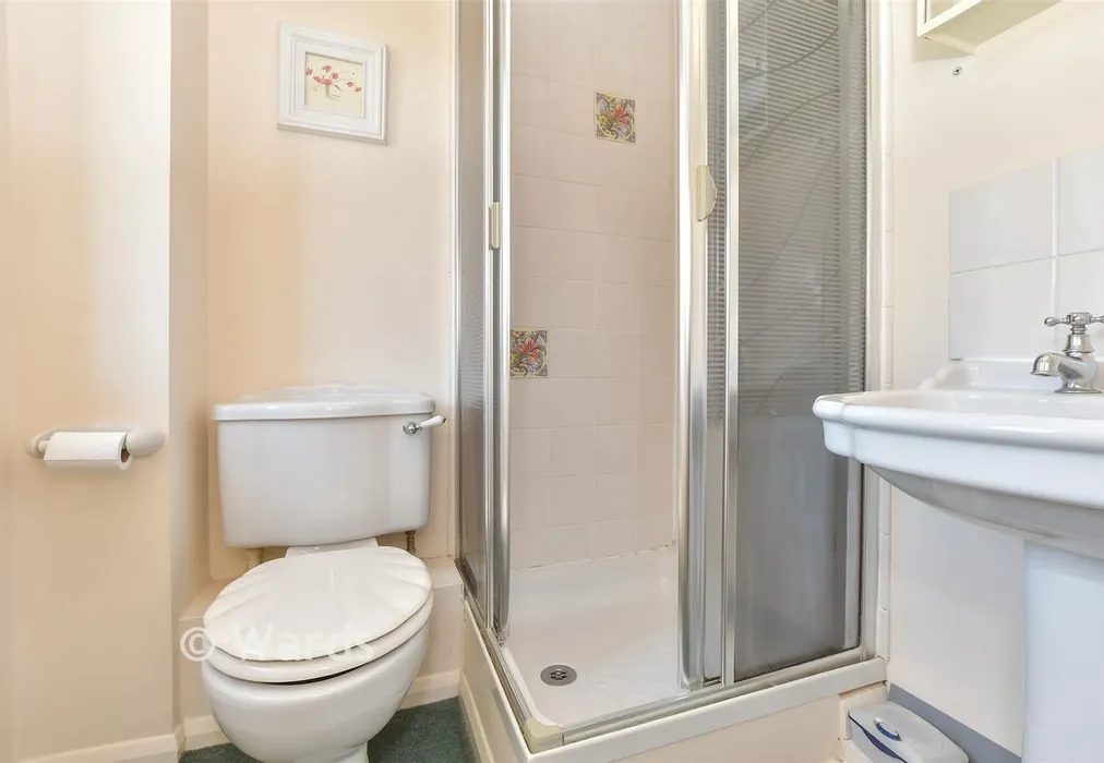 En-Suite Shower Room - Farleys Way, Peasmarsh, Rye, East Sussex - Wards of Kent