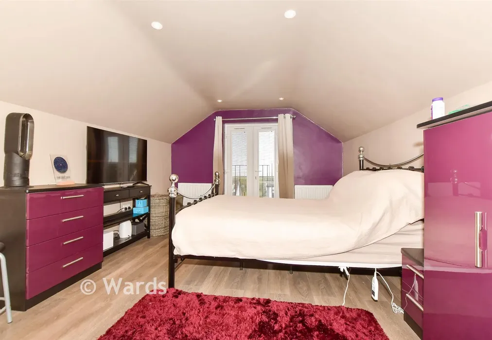 Bedroom 1 - High Knocke, Dymchurch, Kent - Wards of Kent